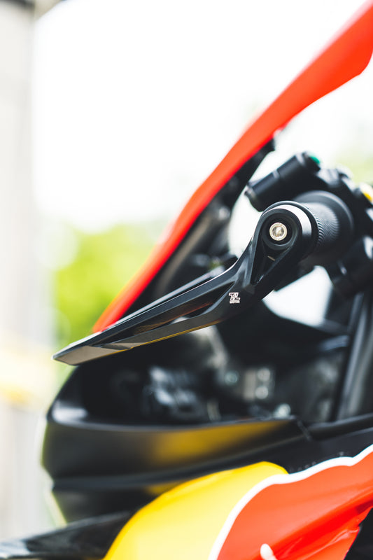 Brake & Clutch Lever Guard for Ducati V4 / V4R / V4S / V2 - Aprilia RSV4 / Tuono