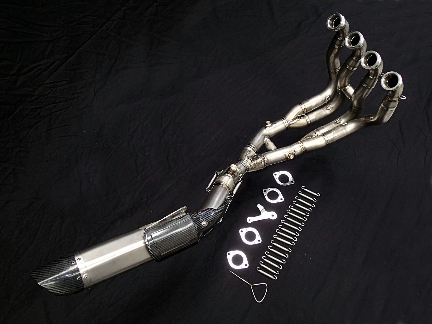 2015 - 2024 Yamaha YZF-R1 & YZF-R1M Vandemon Titanium Exhaust