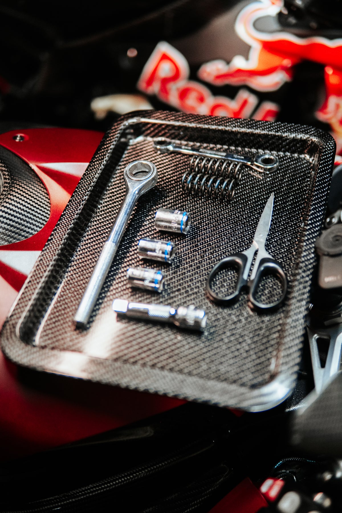 Carbon Fiber Tray for Tools, Keys, Watches 9"x13"