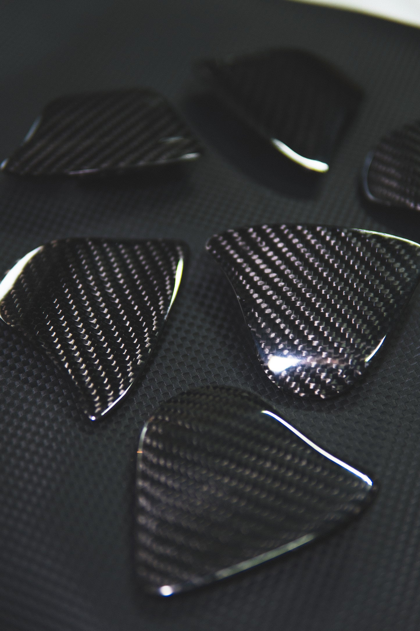 Carbon Fiber Mirror Block Off Plate for 2020+ Yamaha R1 / R1M (RN49)