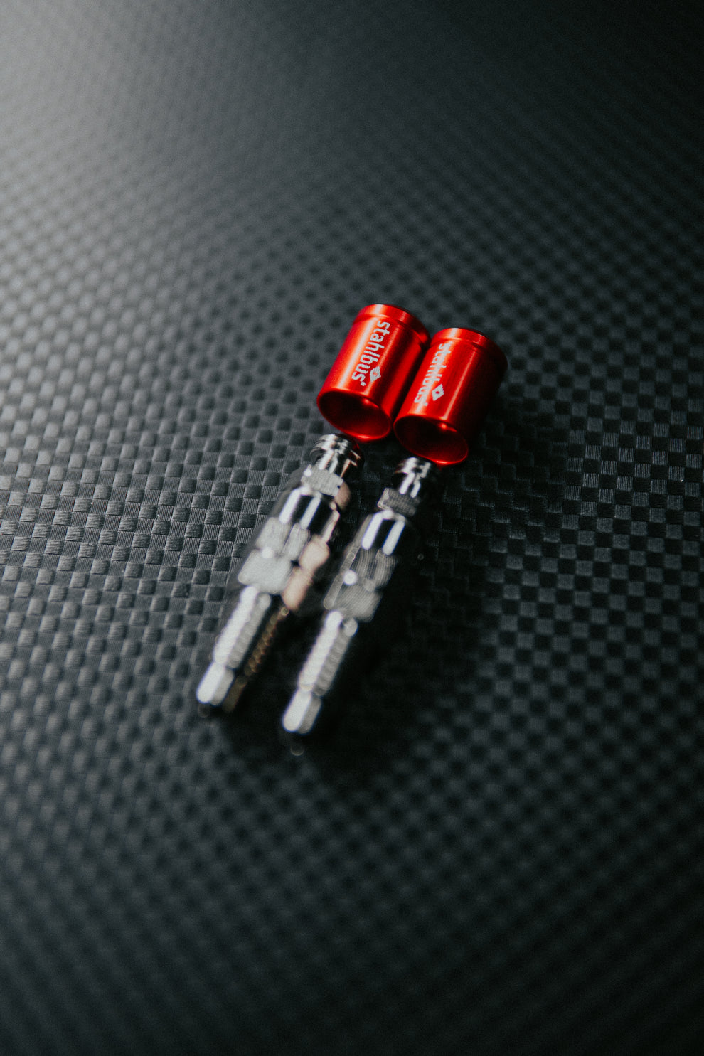 Stahlbus Speed Bleeder Valve with Silver Cap M8 x 1.25 x 20mm | SB