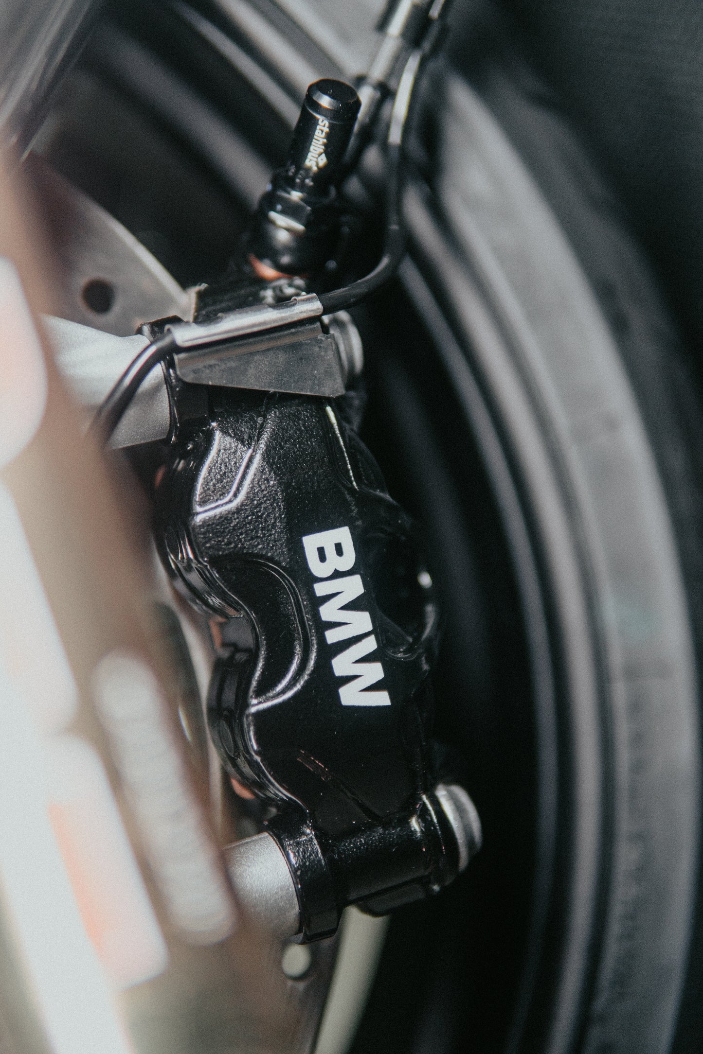 Stahlbus FRONT Caliper Quick Bleeder Set (2) for S1000RR M1000RR K46 / K67