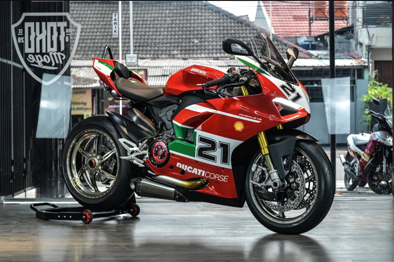 2019 - 2023 Ducati V2 Panigale & Streetfighter Titanium Exhaust - Low Mount