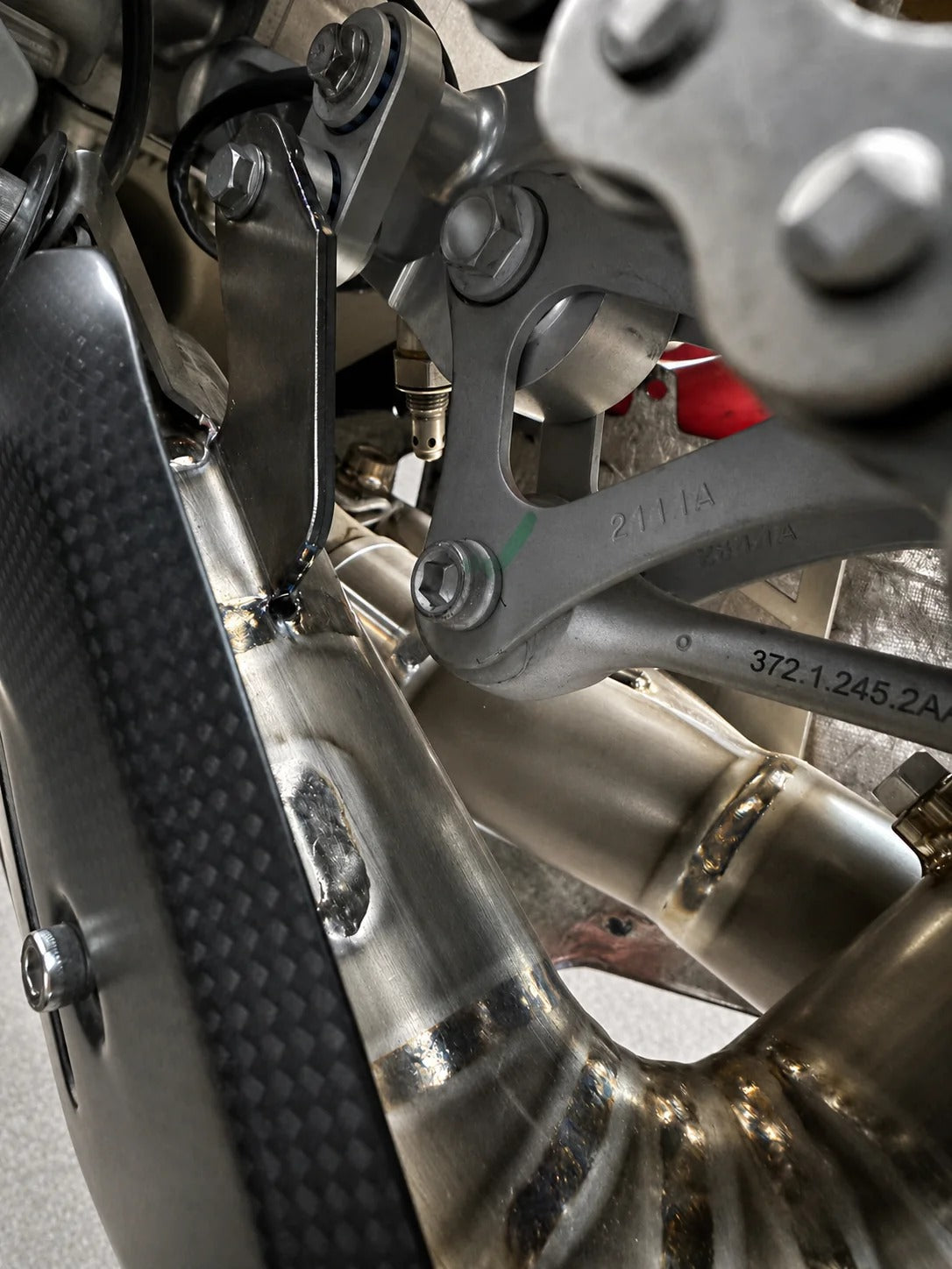 2025 - 2026 Ducati Panigale/ Streetfighter V4 / V4S High Mount Titanium Slip-on Exhaust