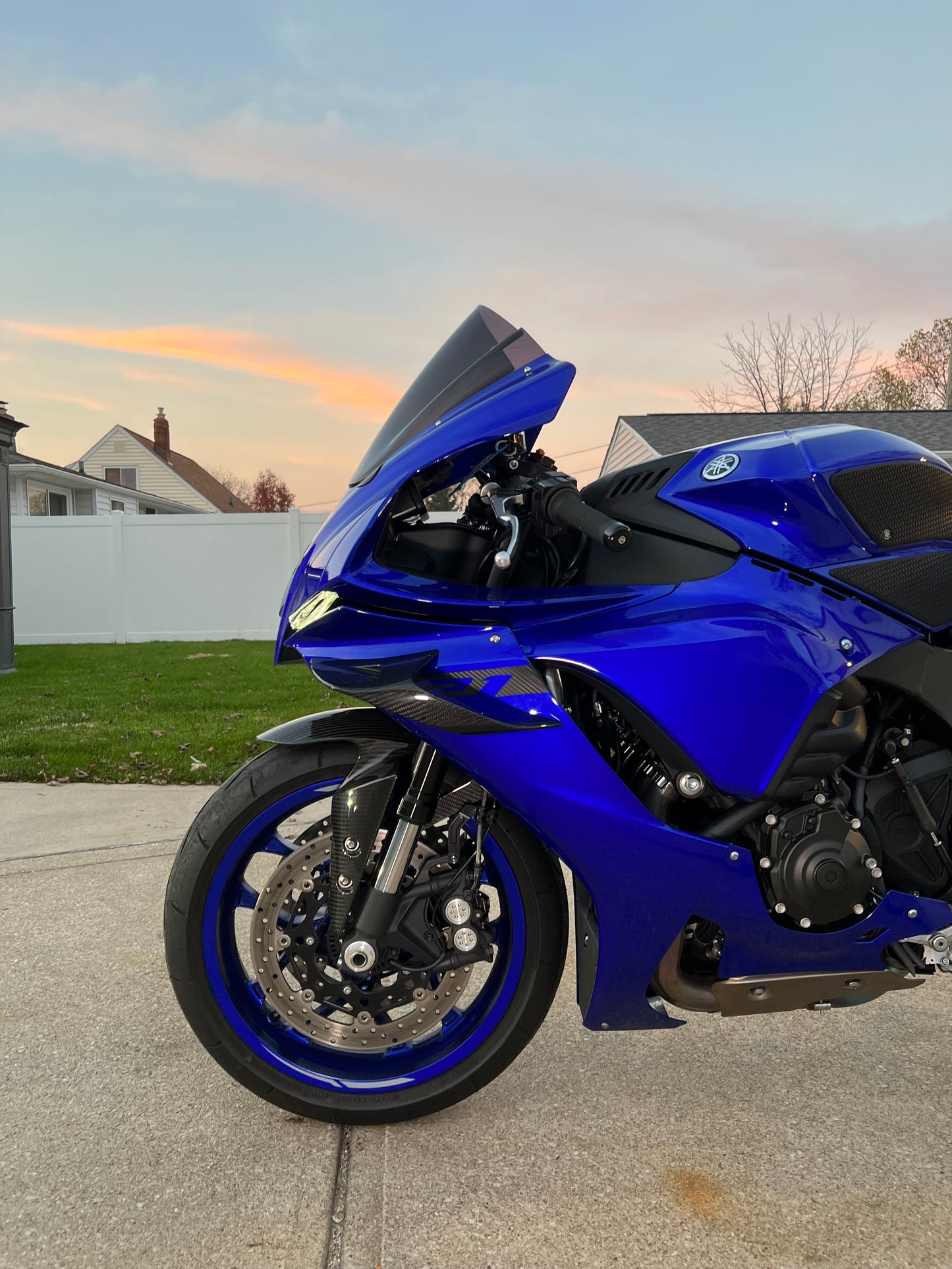 DRY Carbon Fiber Winglets for 2020 - 2024 YAMAHA R1 RN49