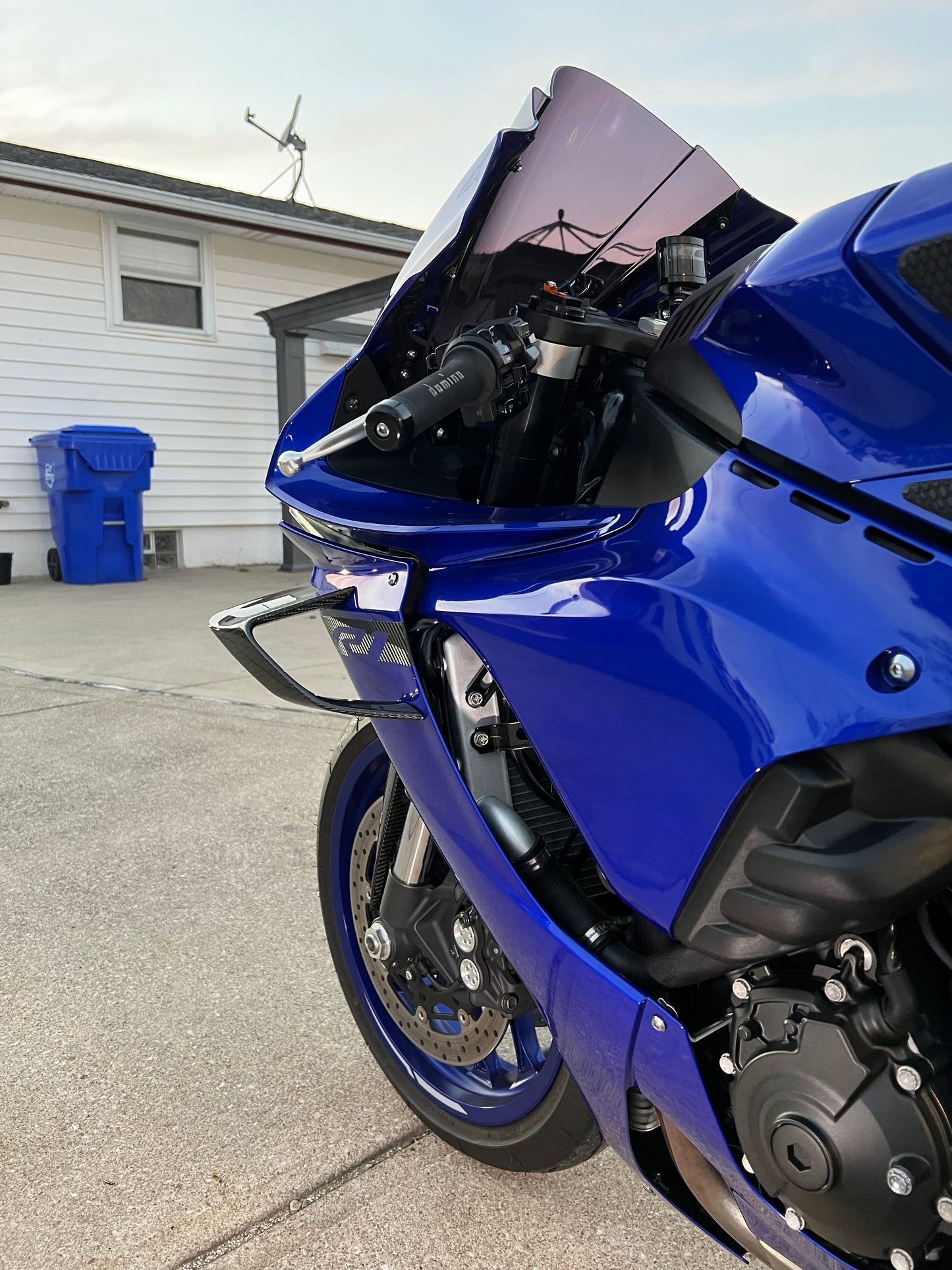 DRY Carbon Fiber Winglets for 2020 - 2024 YAMAHA R1 RN49