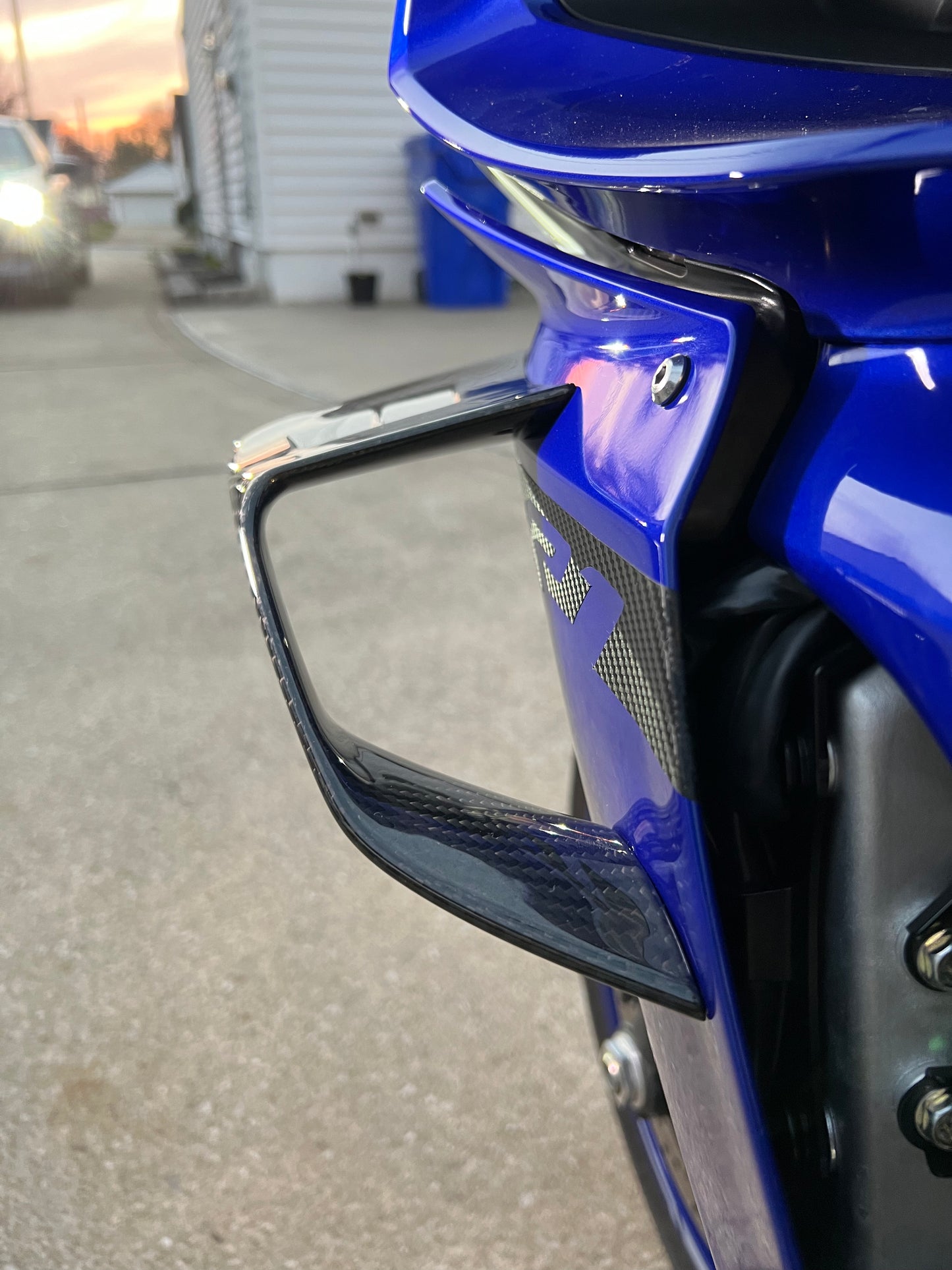 DRY Carbon Fiber Winglets for 2020 - 2024 YAMAHA R1 RN49