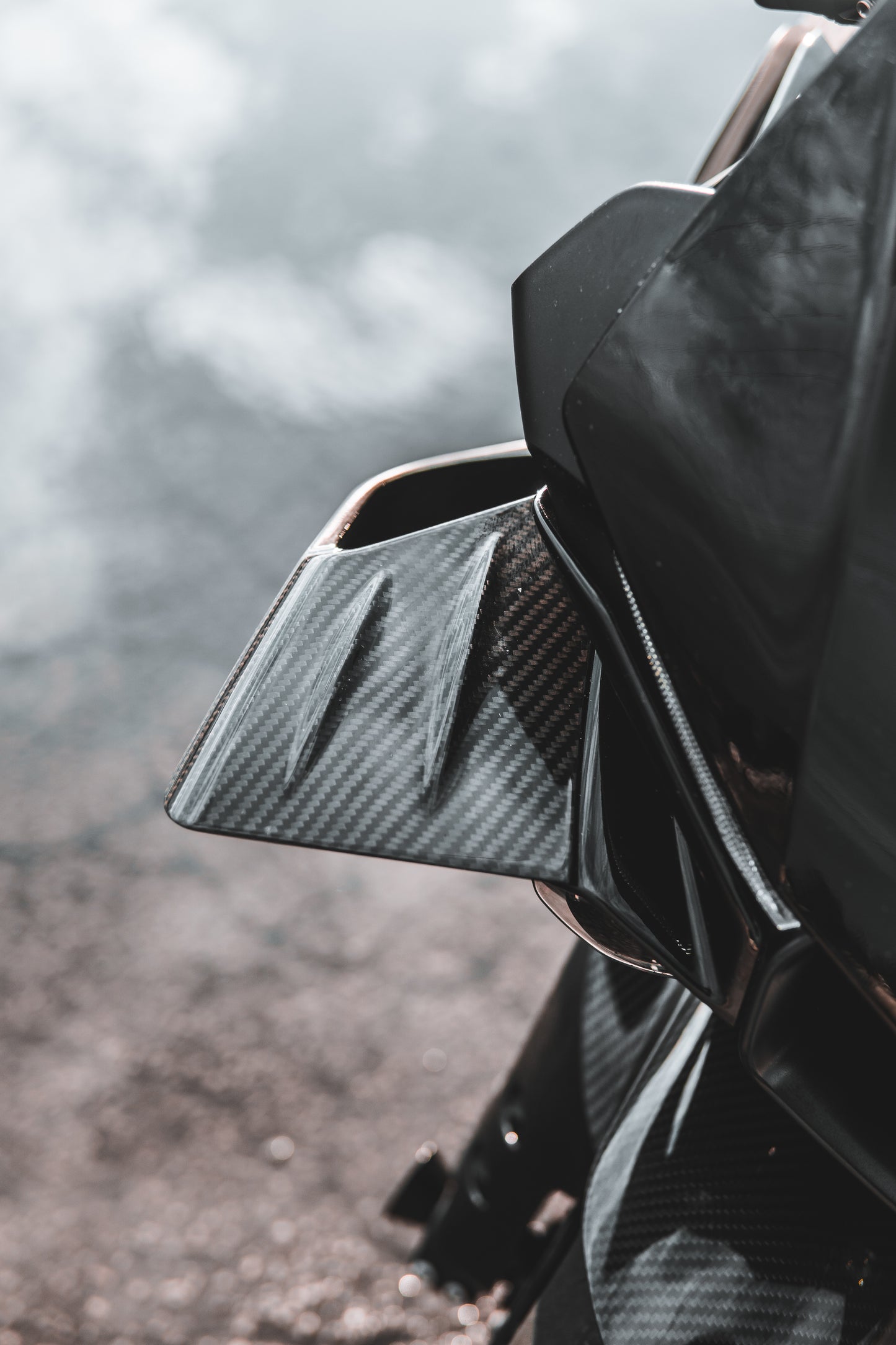 Dry Carbon Fiber Winglets for 2015-2019 YAMAHA R1 RN32
